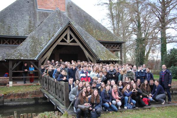 124 jeunes confirmés à la cathédrale Saint-Louis 