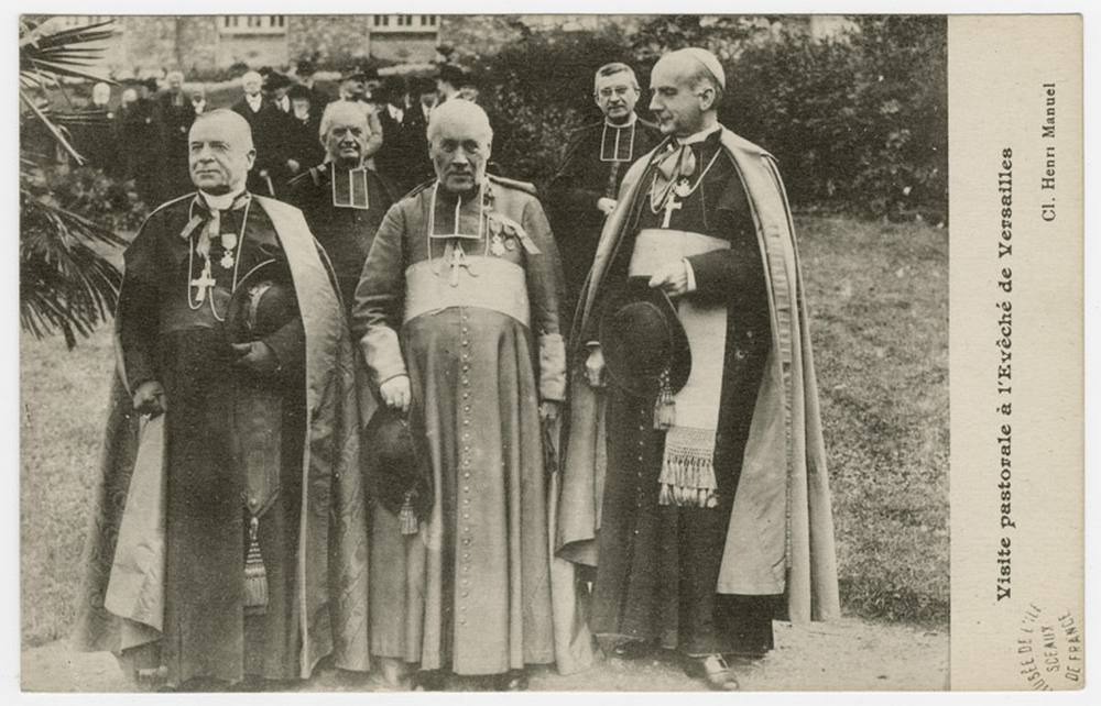 [Photo] Monseigneur Gibier Institution de Grandchamp
