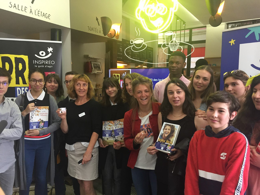 Le jury du prix Inspireo au café Joyeux à Paris