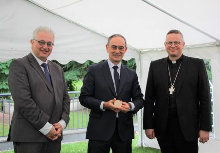 Remise de médialle Saint-Joseph